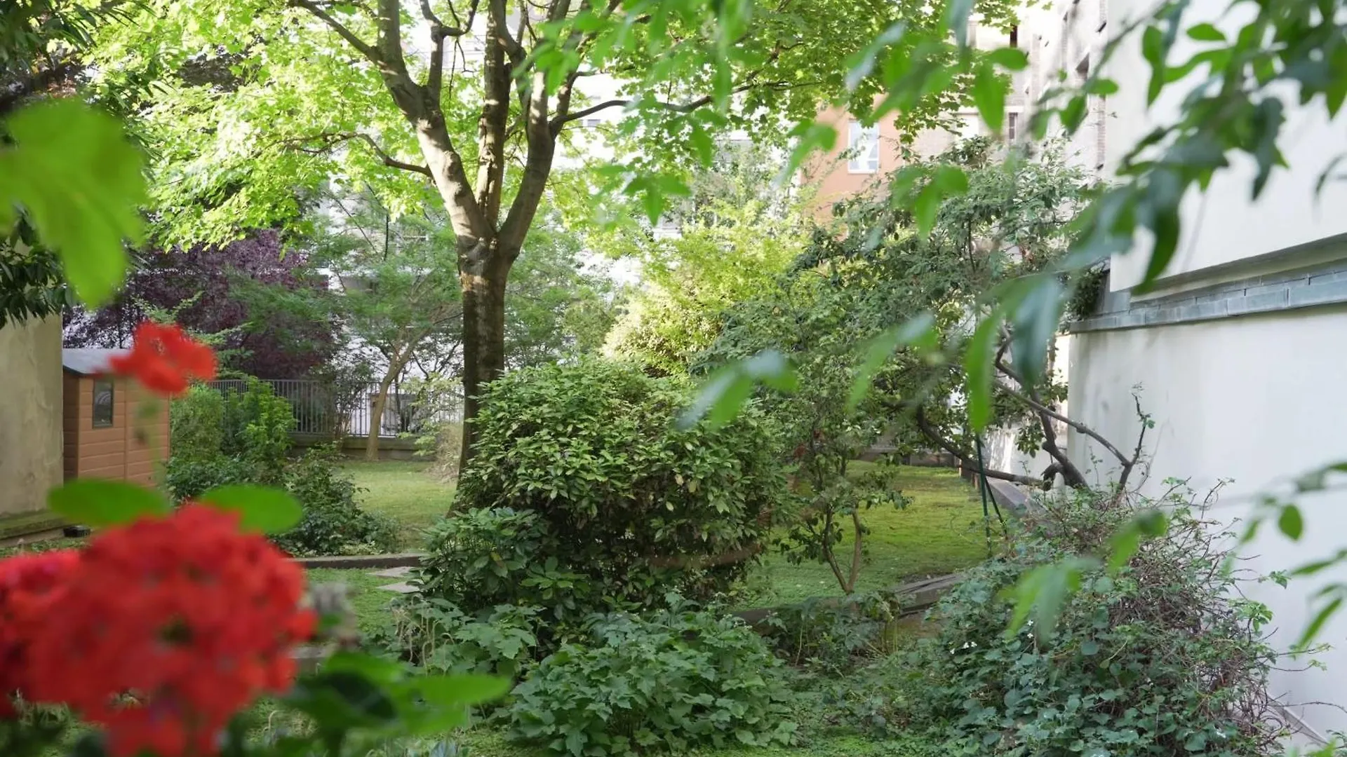 Appartement Charmant A Paris Pres De Montmartre 48M² Avec Terrasse 0*,  França